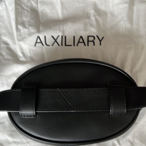 Alxiliary Black Leather Belt Bag with Detachable Belt (Worn Once) - Picture 2 of 4